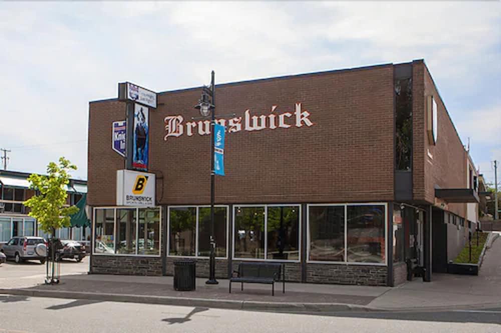 The Brunswick Hotel Complex Parry Sound Bagian luar foto